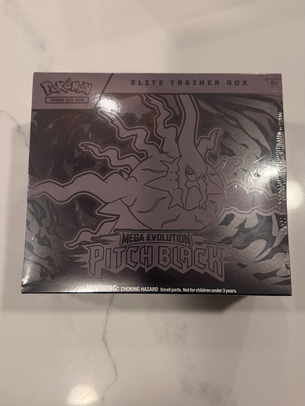 Pokemon Elite Trainer Box Mega Evolution Pitch Black - Black